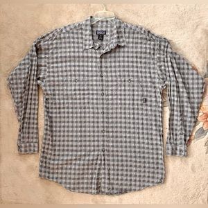 Mens Patagonia long sleeve button down shirt XL